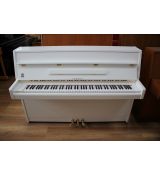Klavír YAMAHA M5J
